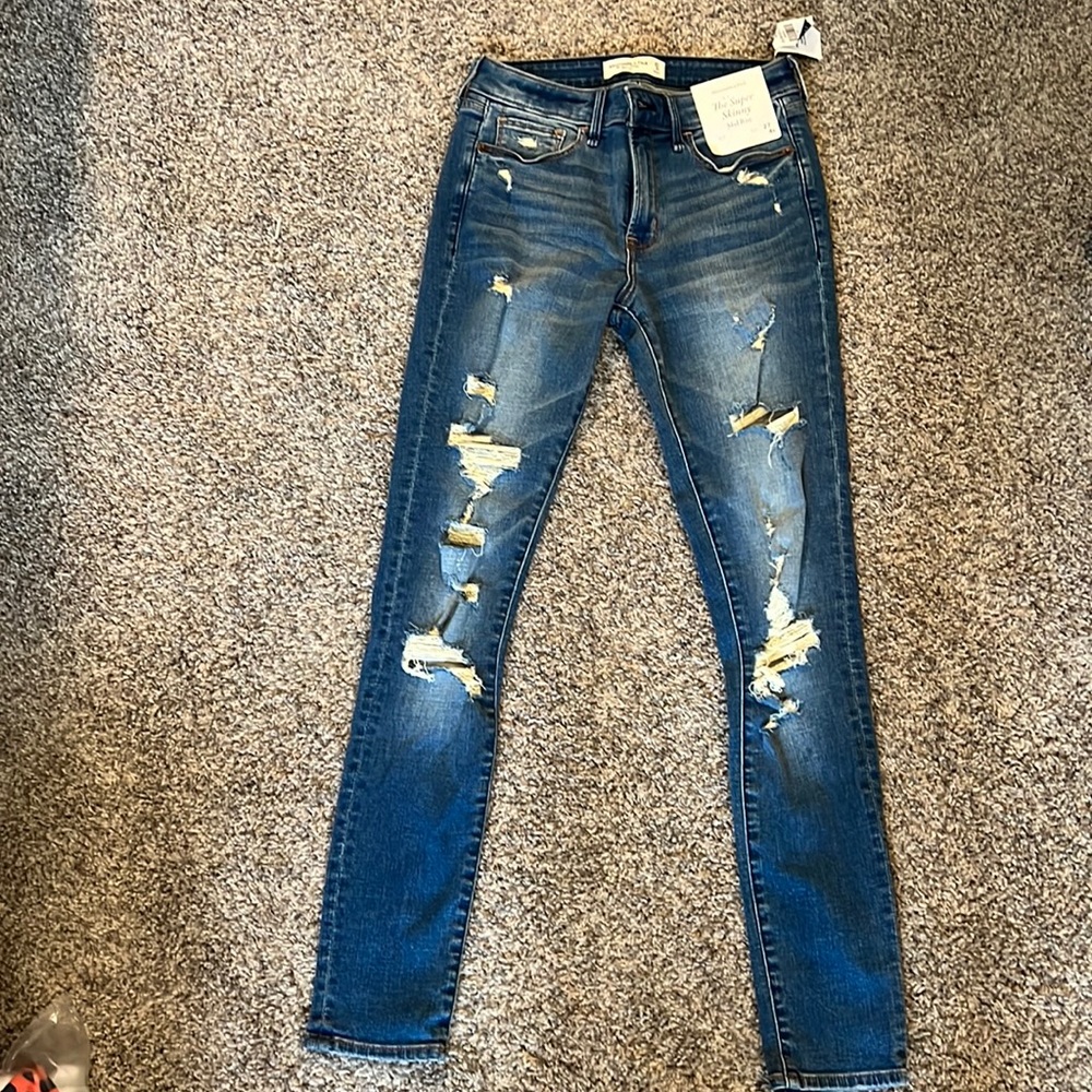 Never worn, brand new! Abercrombie Jeans